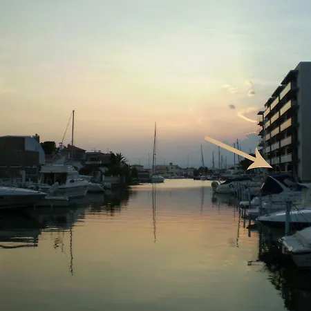 Al Canal Apartment