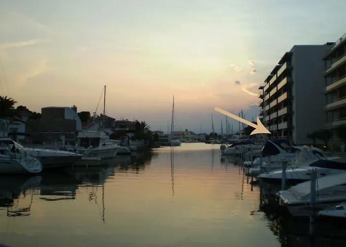 Al Canal Daire
