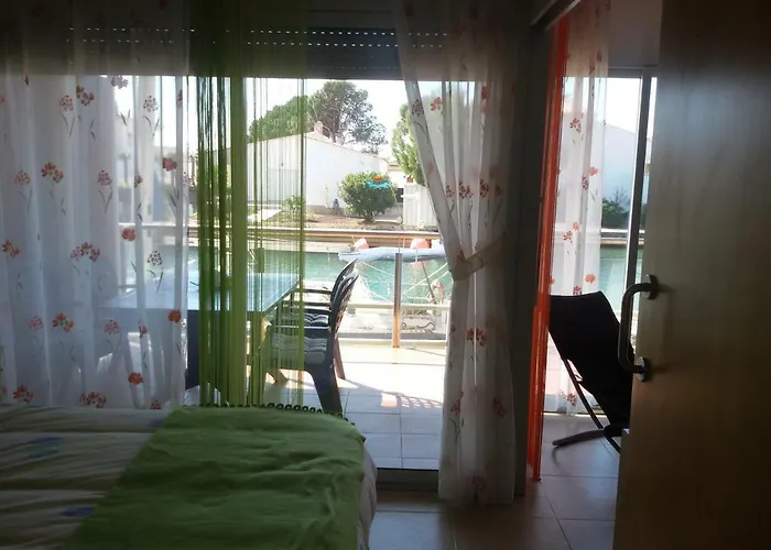 Daire Al Canal Roses